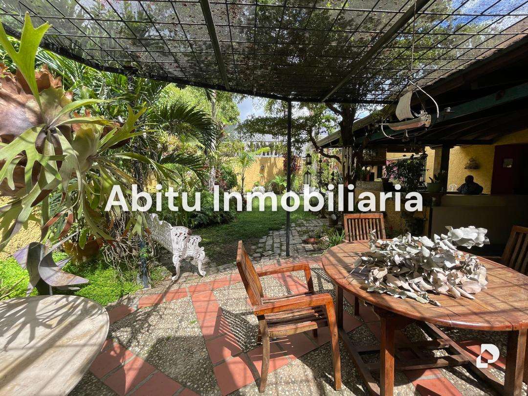 Casa en Los Palos Grandes, Caracas – 6