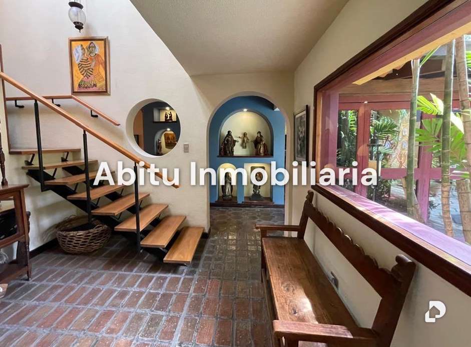 Casa en Los Palos Grandes, Caracas – 9