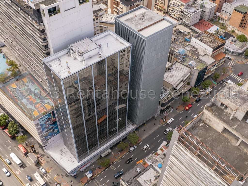 Edificio en Chacao, Caracas - 1