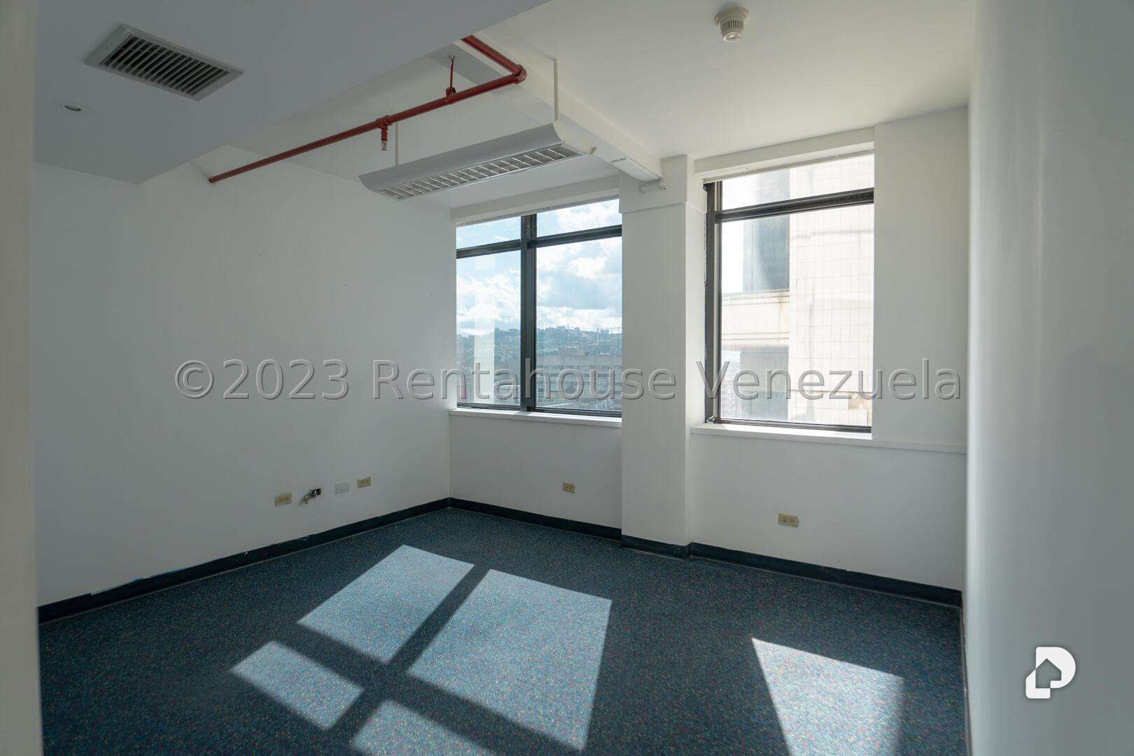 Edificio en Chacao, Caracas – 23