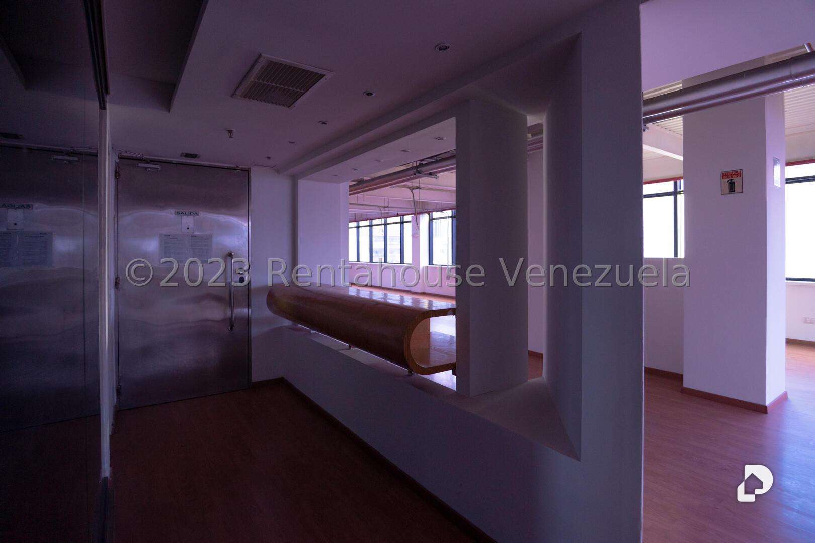 Edificio en Chacao, Caracas – 20