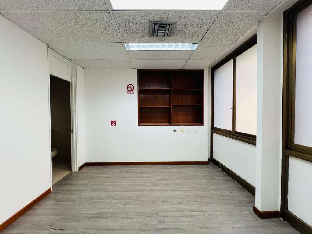 Oficina en Chuao, Caracas - 1