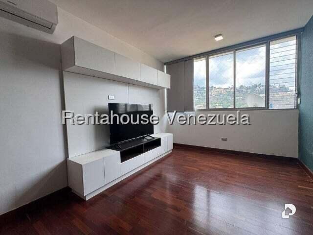 Penthouse en Santa Paula, Caracas – 1