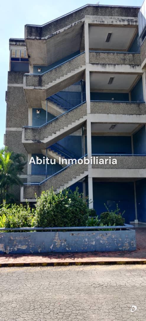 Building in Guarenas – 2
