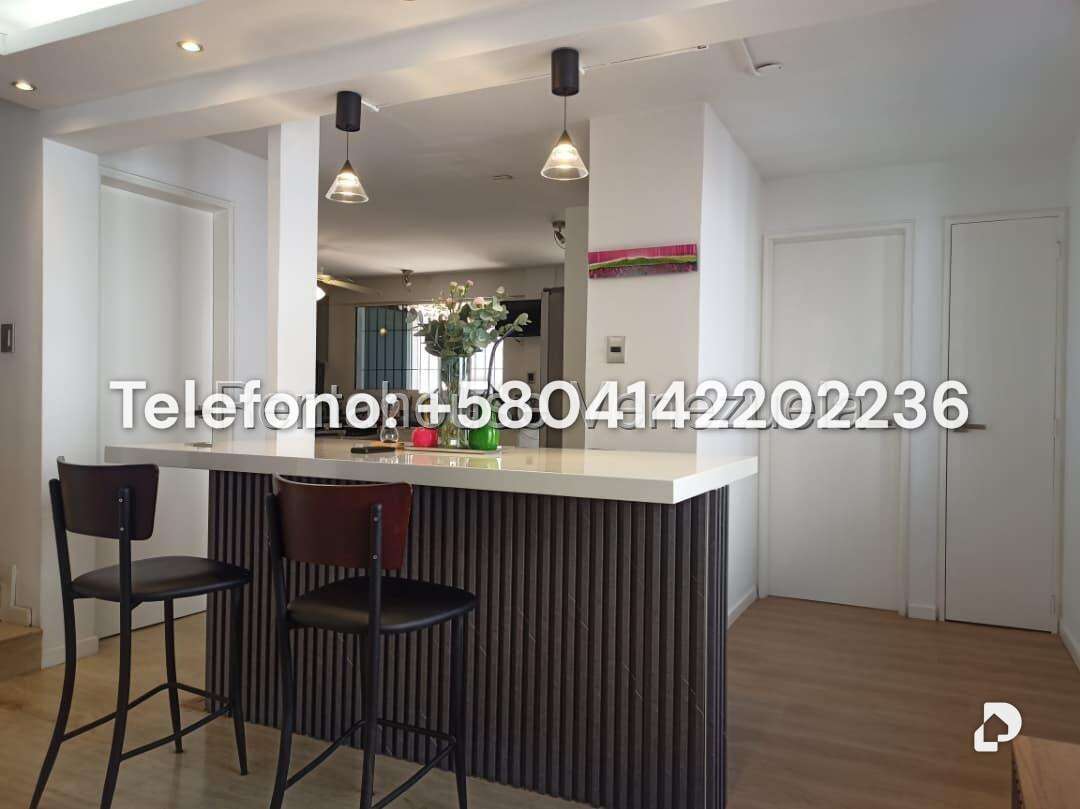 Casa en Alto Prado, Caracas – 13