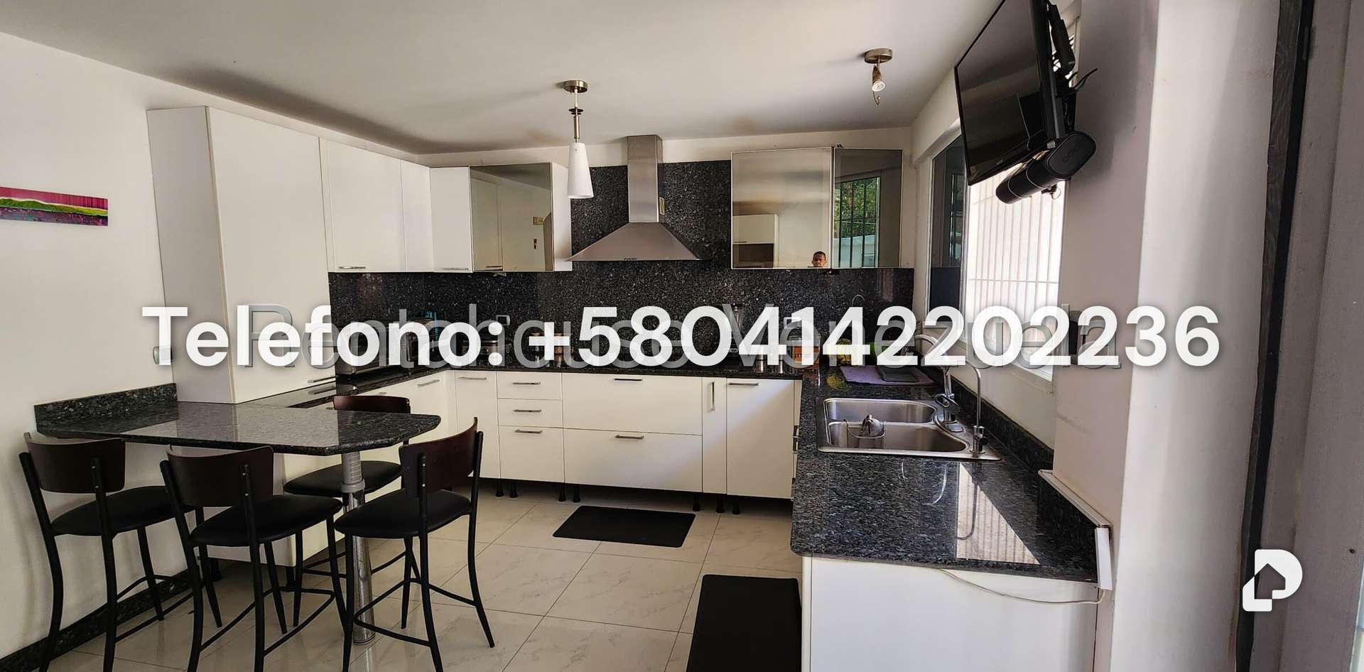 Casa en Alto Prado, Caracas – 17