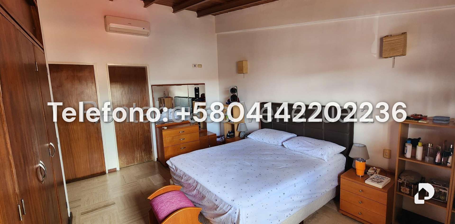 Casa en Alto Prado, Caracas – 27