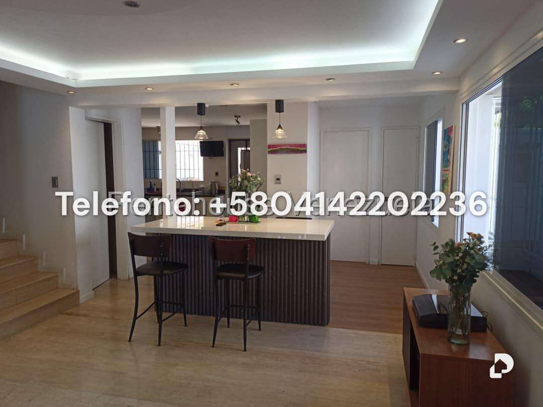 Casa en Alto Prado, Caracas – 16