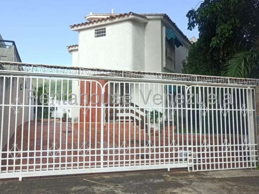 House in La Trigaleña, Valencia - 1