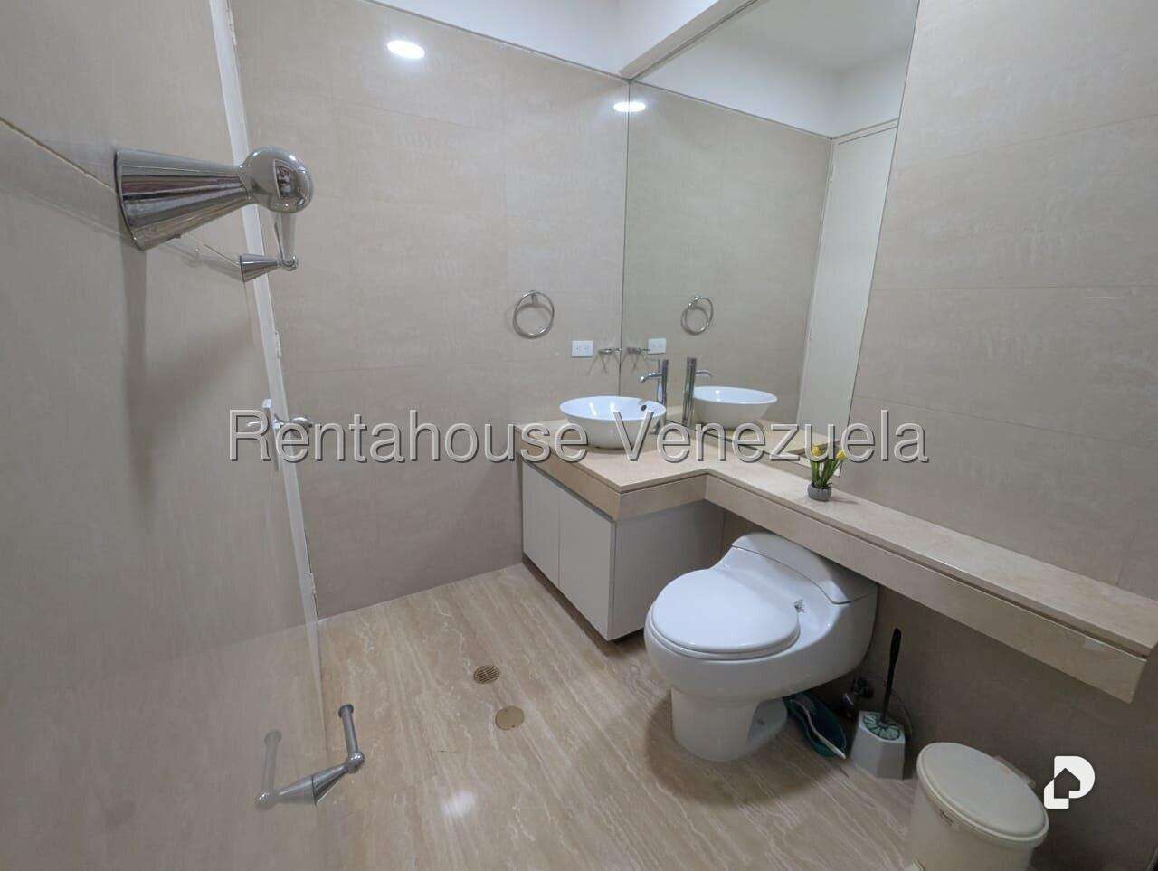 Apartamento en Campo Alegre, Caracas – 11