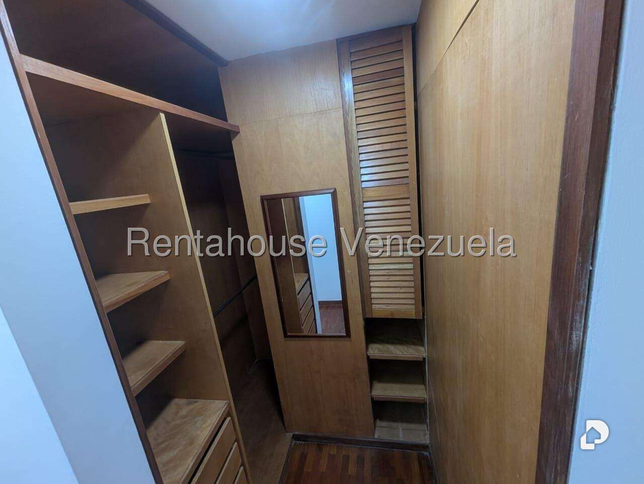 Apartamento en Campo Alegre, Caracas – 13
