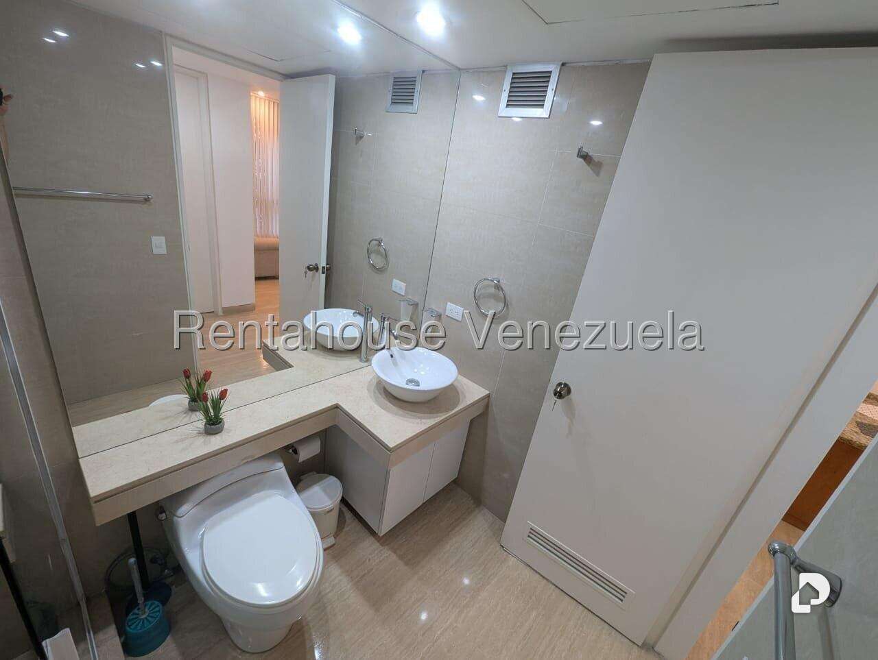 Apartamento en Campo Alegre, Caracas – 14