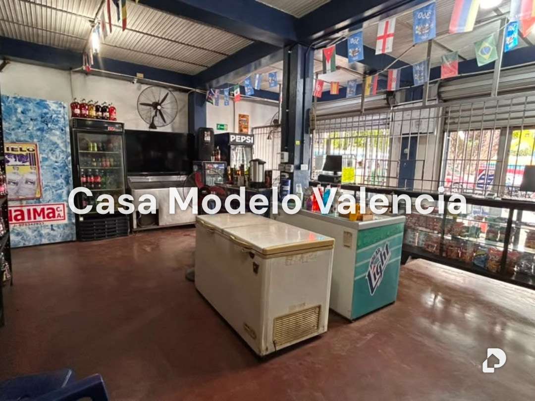 Local comercial en Tinaco – 15