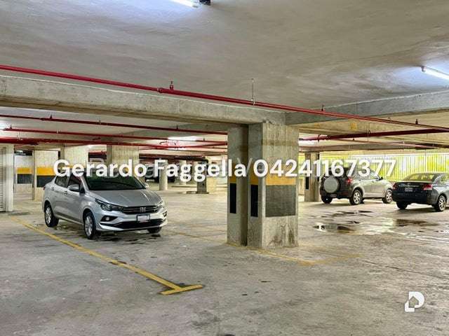 Apartamento en La Lagunita, Caracas – 12