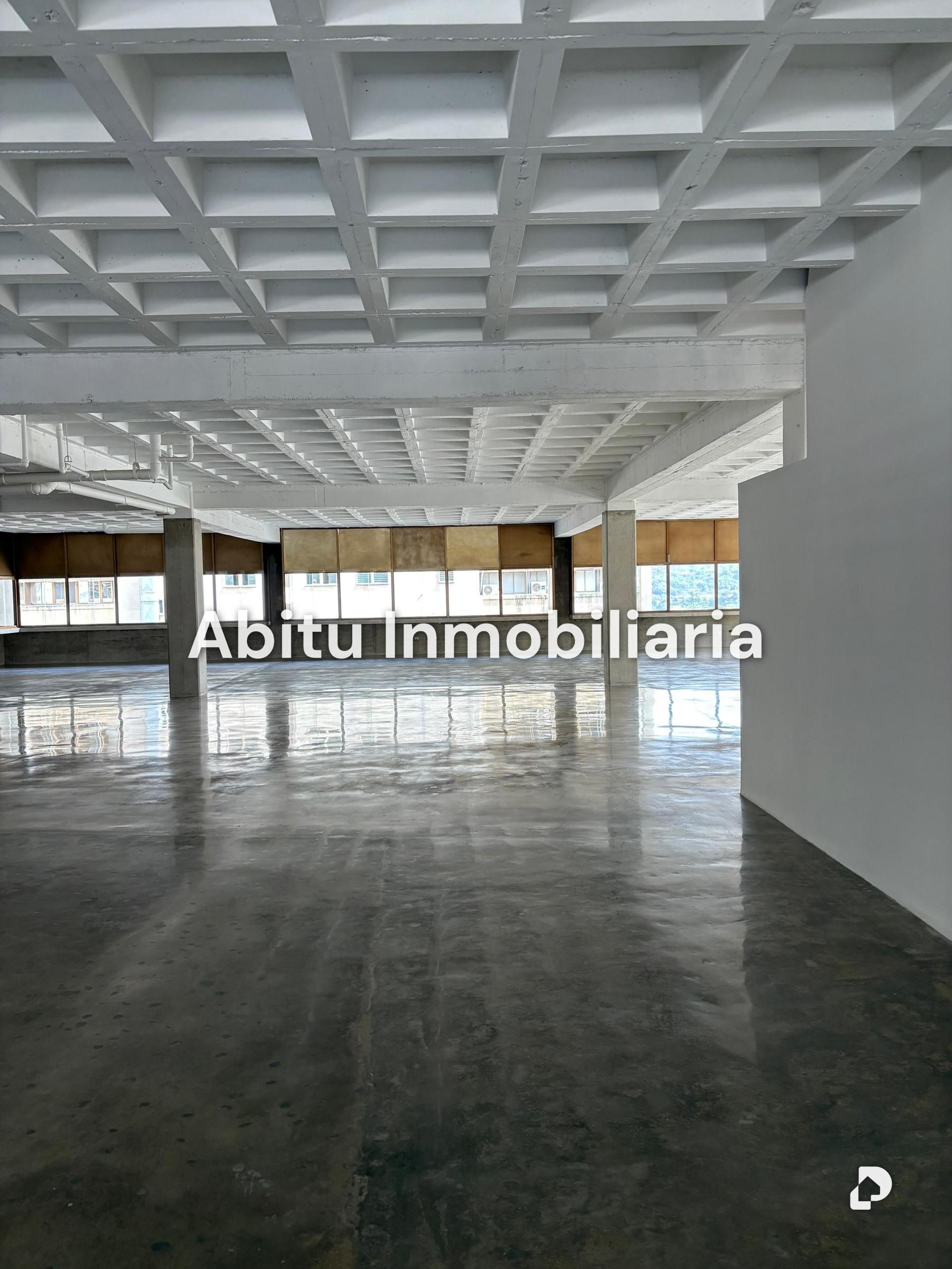 Oficina en Los Palos Grandes, Caracas – 4