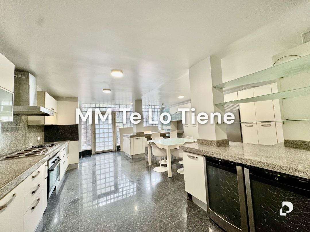 Casa en Oripoto, Caracas – 12