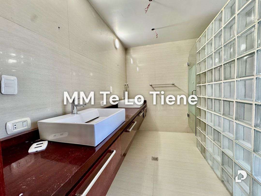 Casa en Oripoto, Caracas – 24