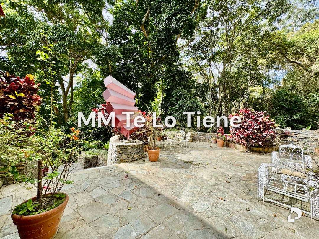 Casa en Oripoto, Caracas – 27