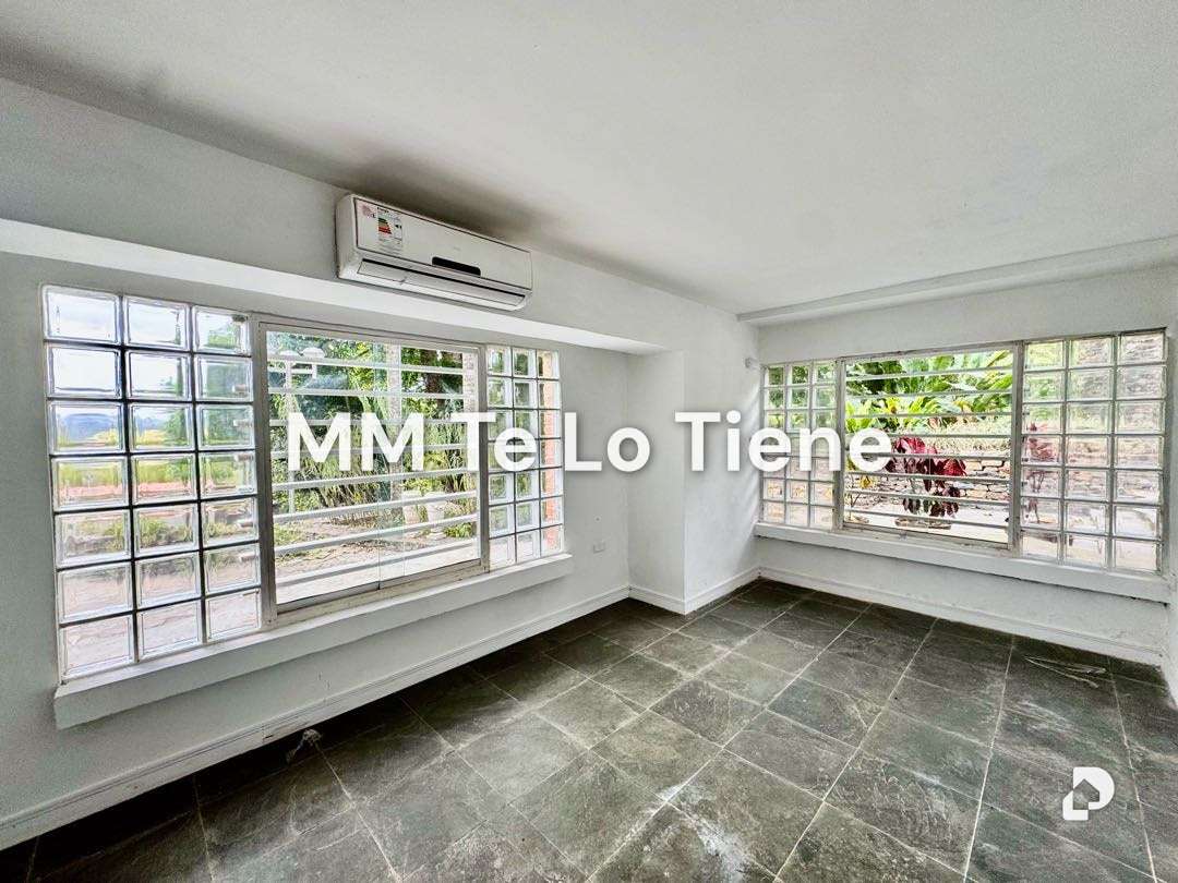 Casa en Oripoto, Caracas – 33