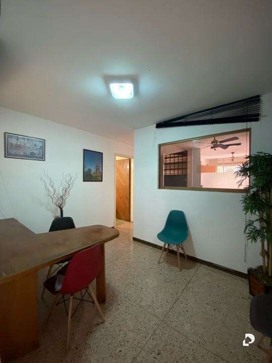 Office in Altamira, Caracas – 10