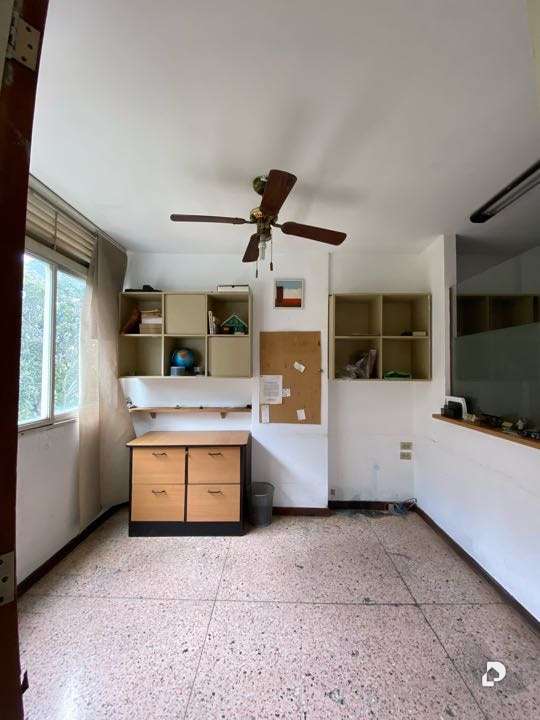 Office in Altamira, Caracas – 8