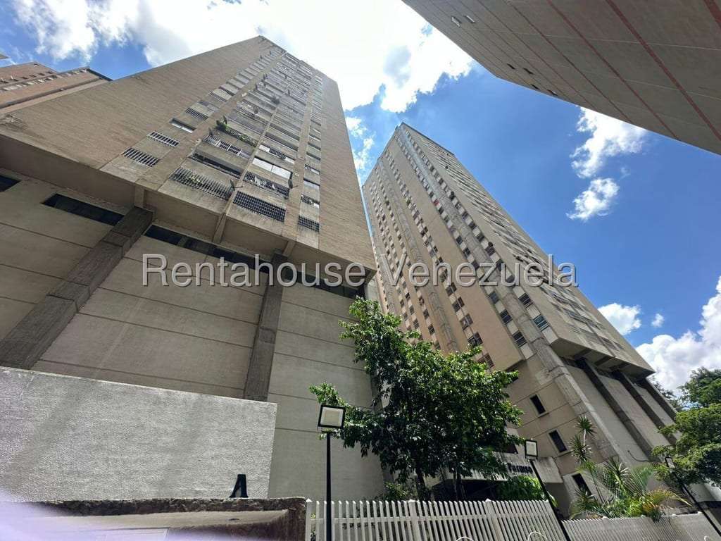 Apartamento en El Paraíso, Caracas - 1