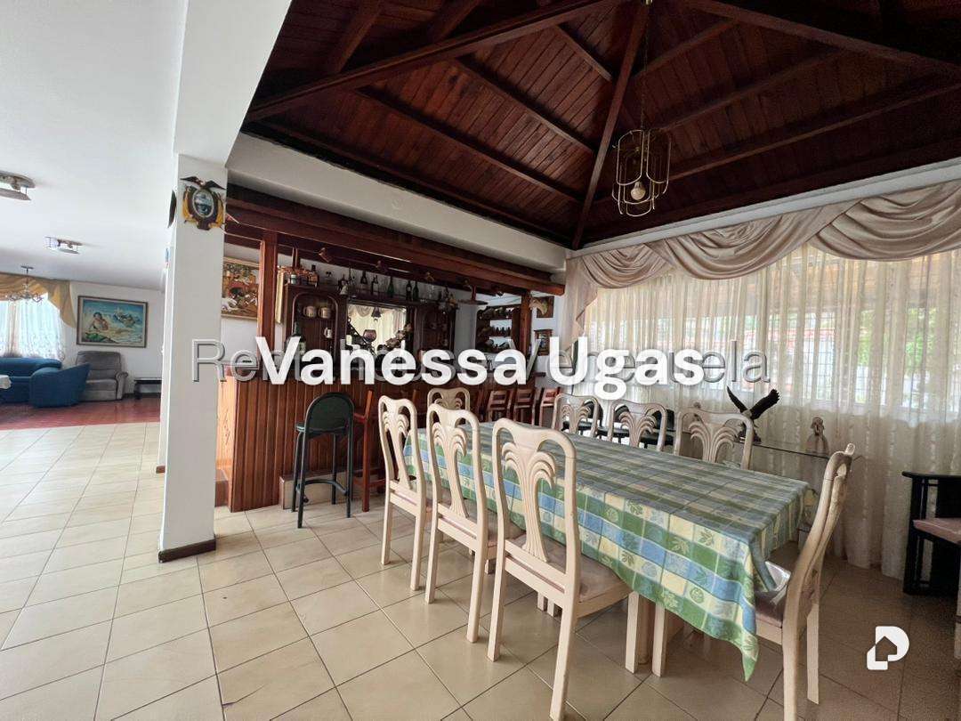 Casa en Prados Del Este, Caracas – 14