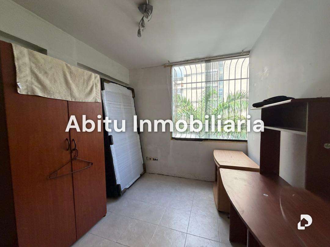 Apartamento en Los Palos Grandes, Caracas – 10