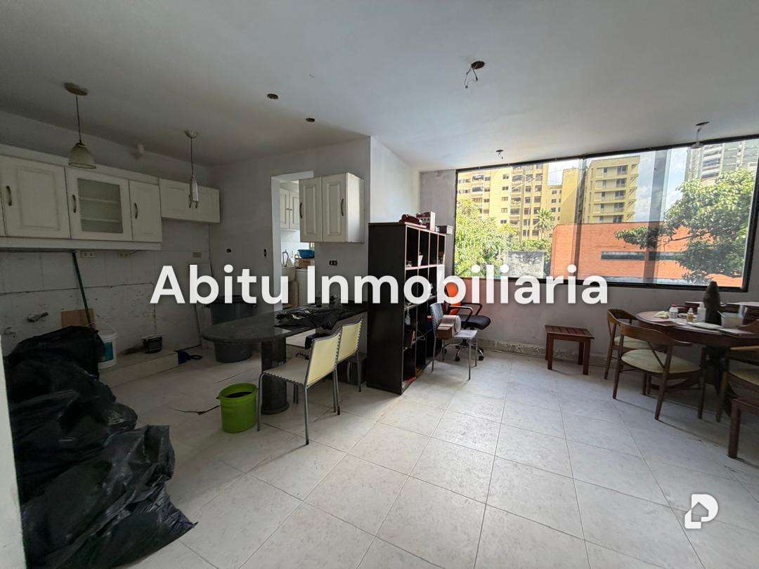 Apartamento en Los Palos Grandes, Caracas – 2