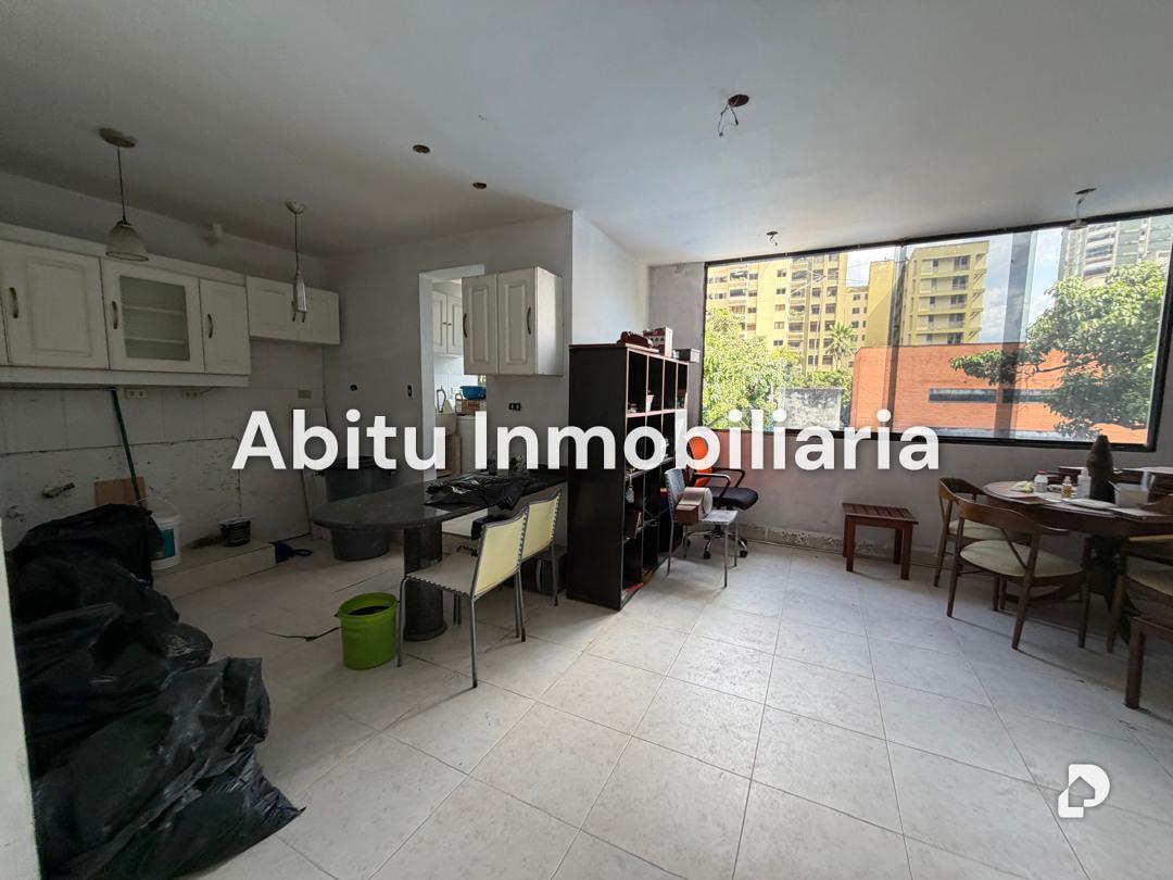 Apartamento en Los Palos Grandes, Caracas – 2