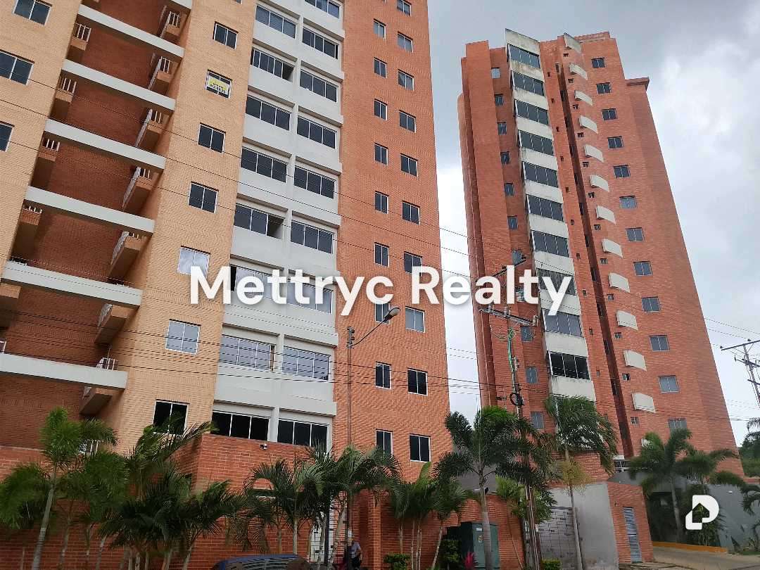 Apartamento en El Manantial, Valencia – 2