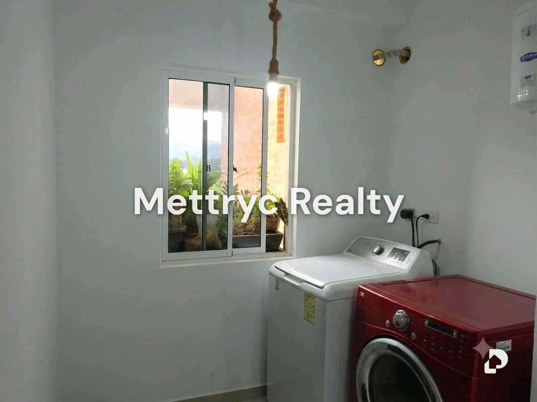 Apartamento en El Manantial, Valencia – 12