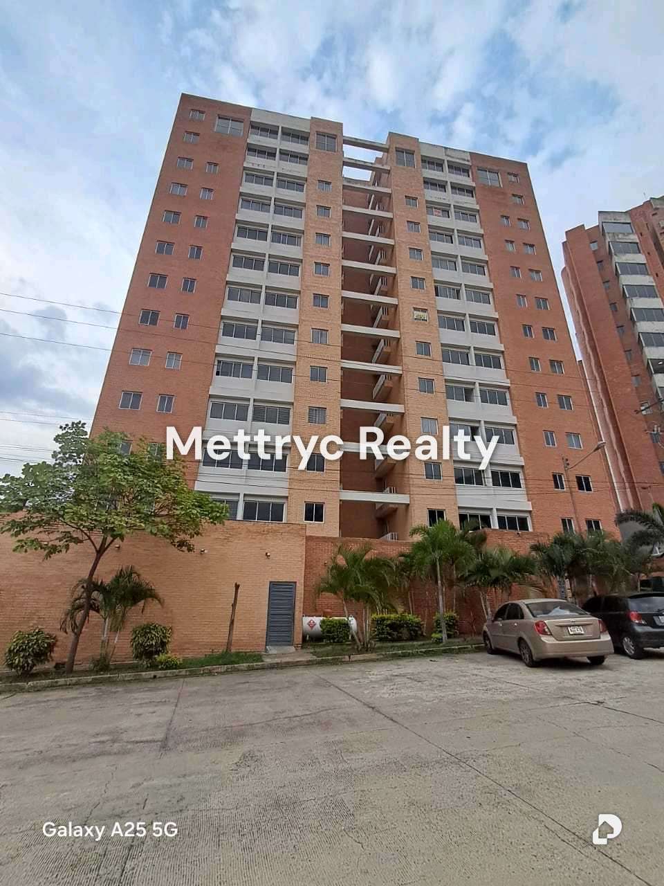 Apartamento en El Manantial, Valencia – 1