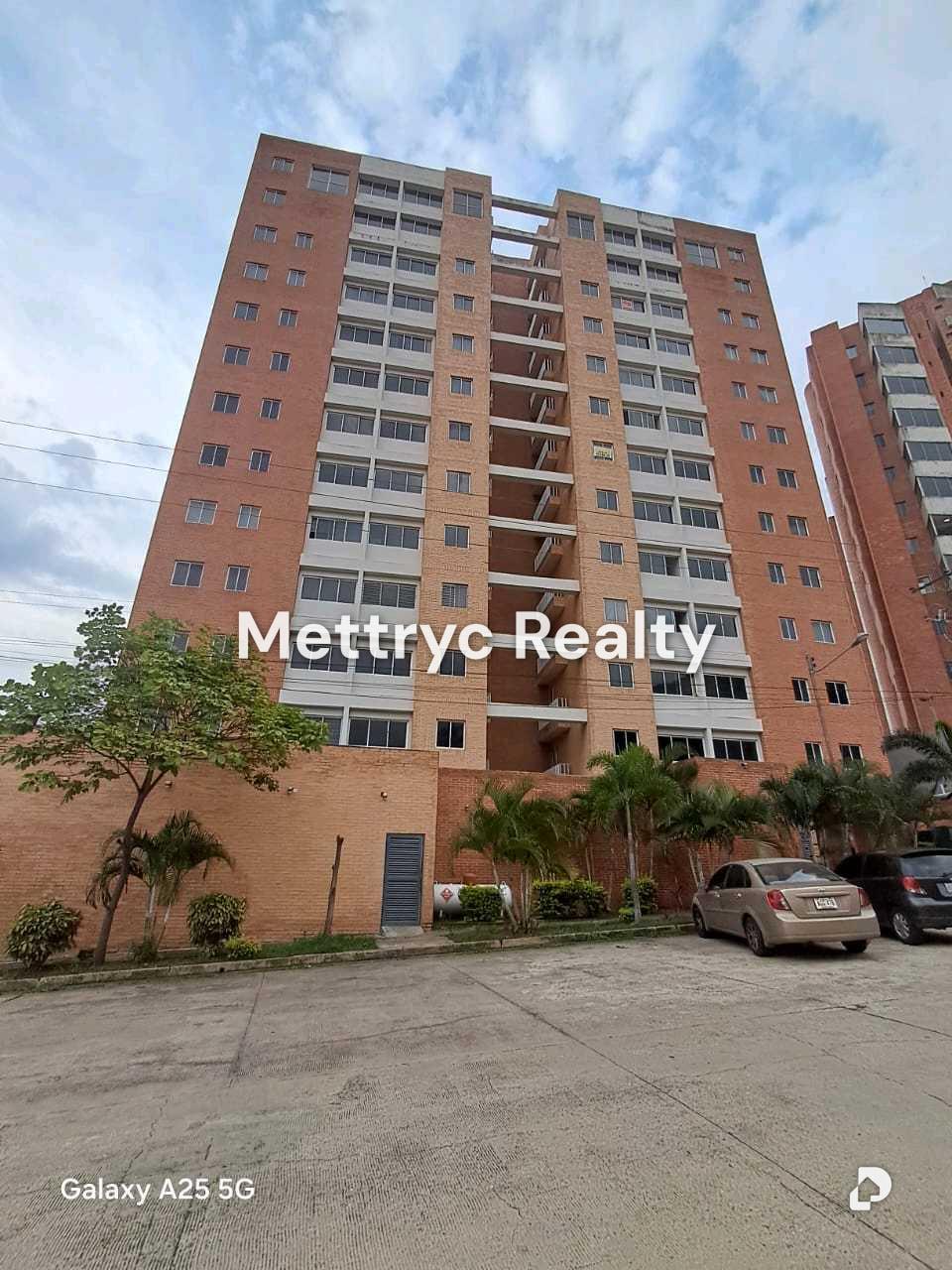 Apartamento en El Manantial, Valencia – 1
