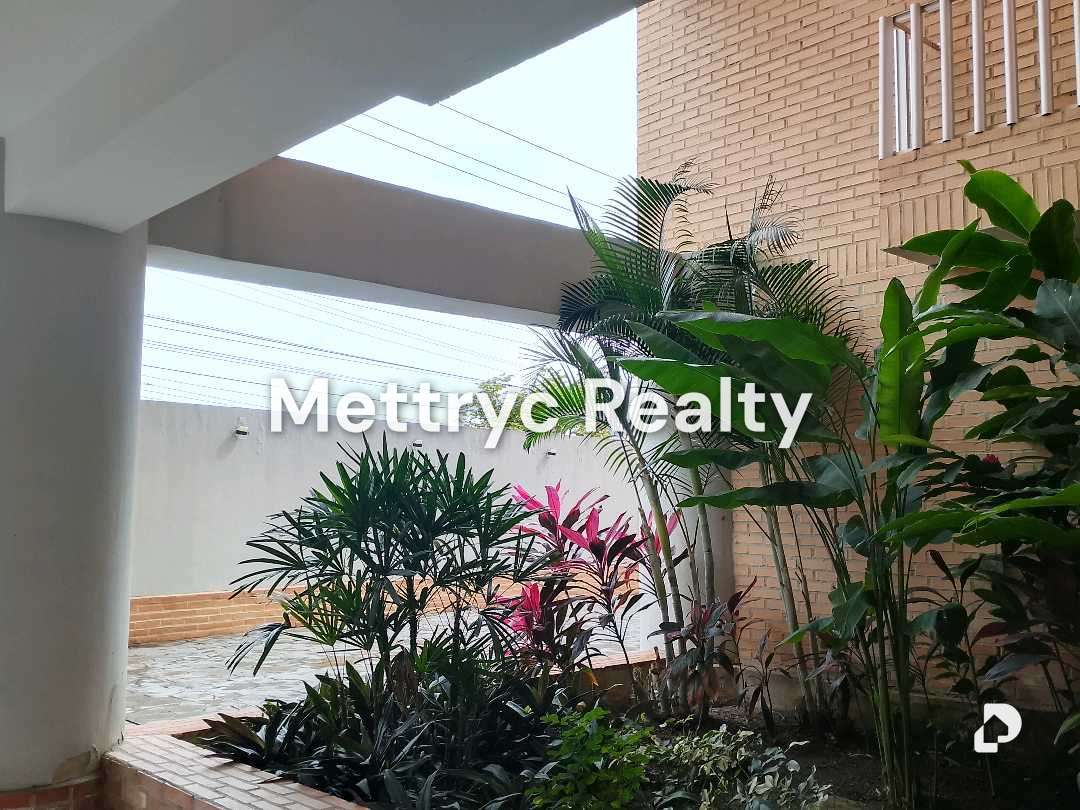 Apartamento en El Manantial, Valencia – 21