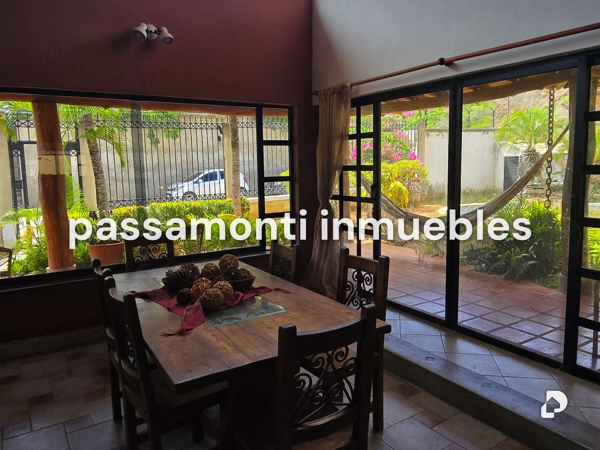 Casa en Paraiso, Pampatar – 2