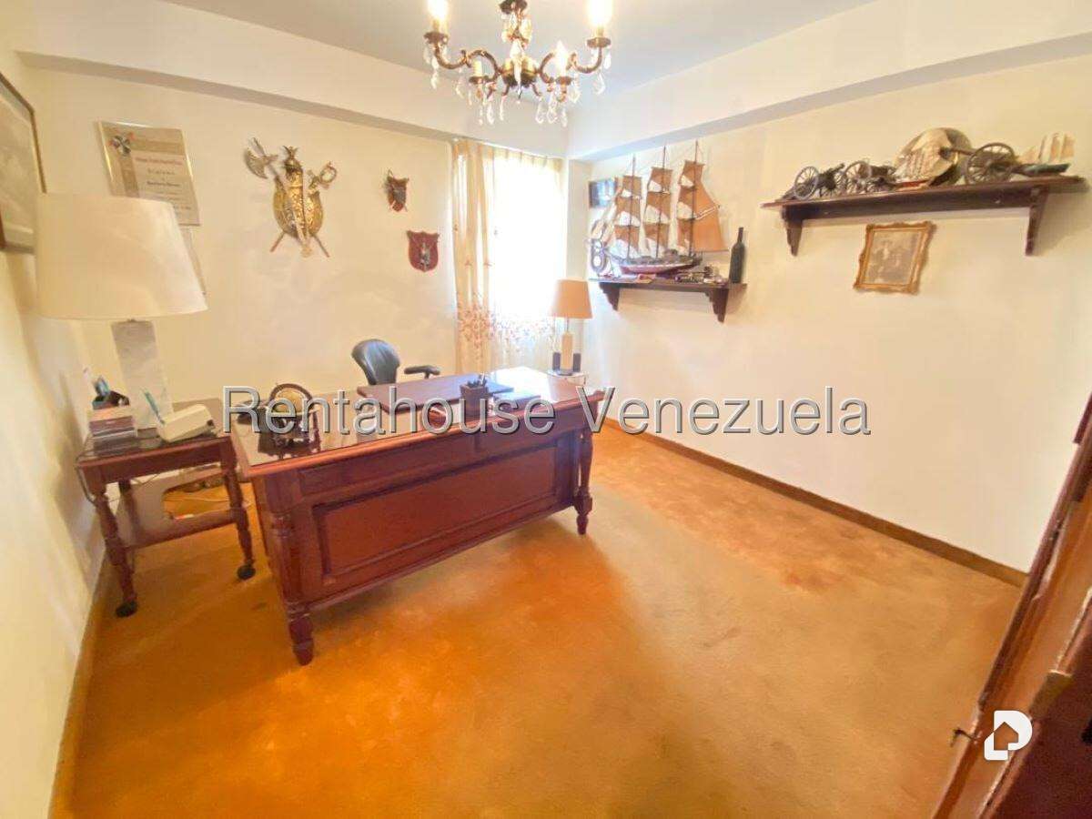 Apartment in Caracas – 18