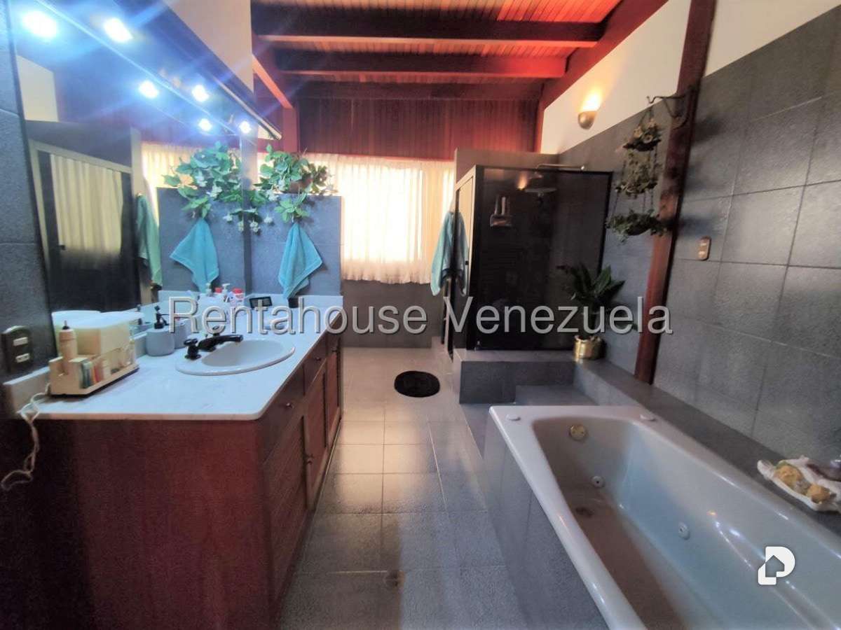 Apartment in Caracas – 14