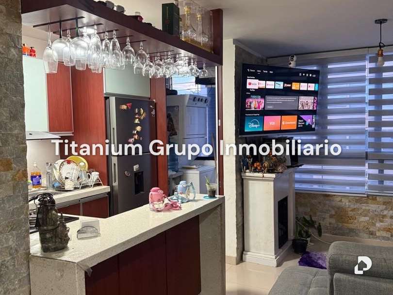 Apartamento en Valle Topacio, San Diego – 1