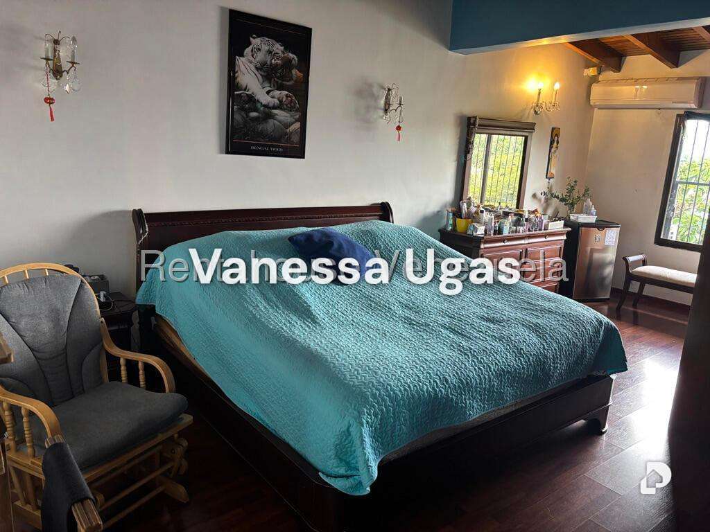 Casa en Alto Prado, Caracas – 21