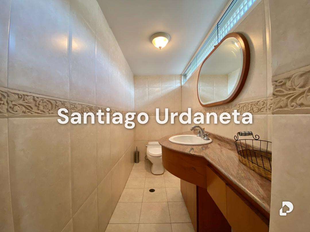 Casa en Prados del Este, Caracas – 14