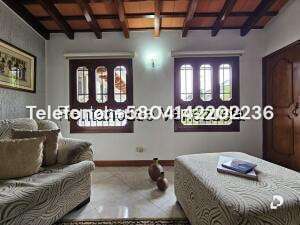 Casa en Cumbres de Curumo, Caracas – 95