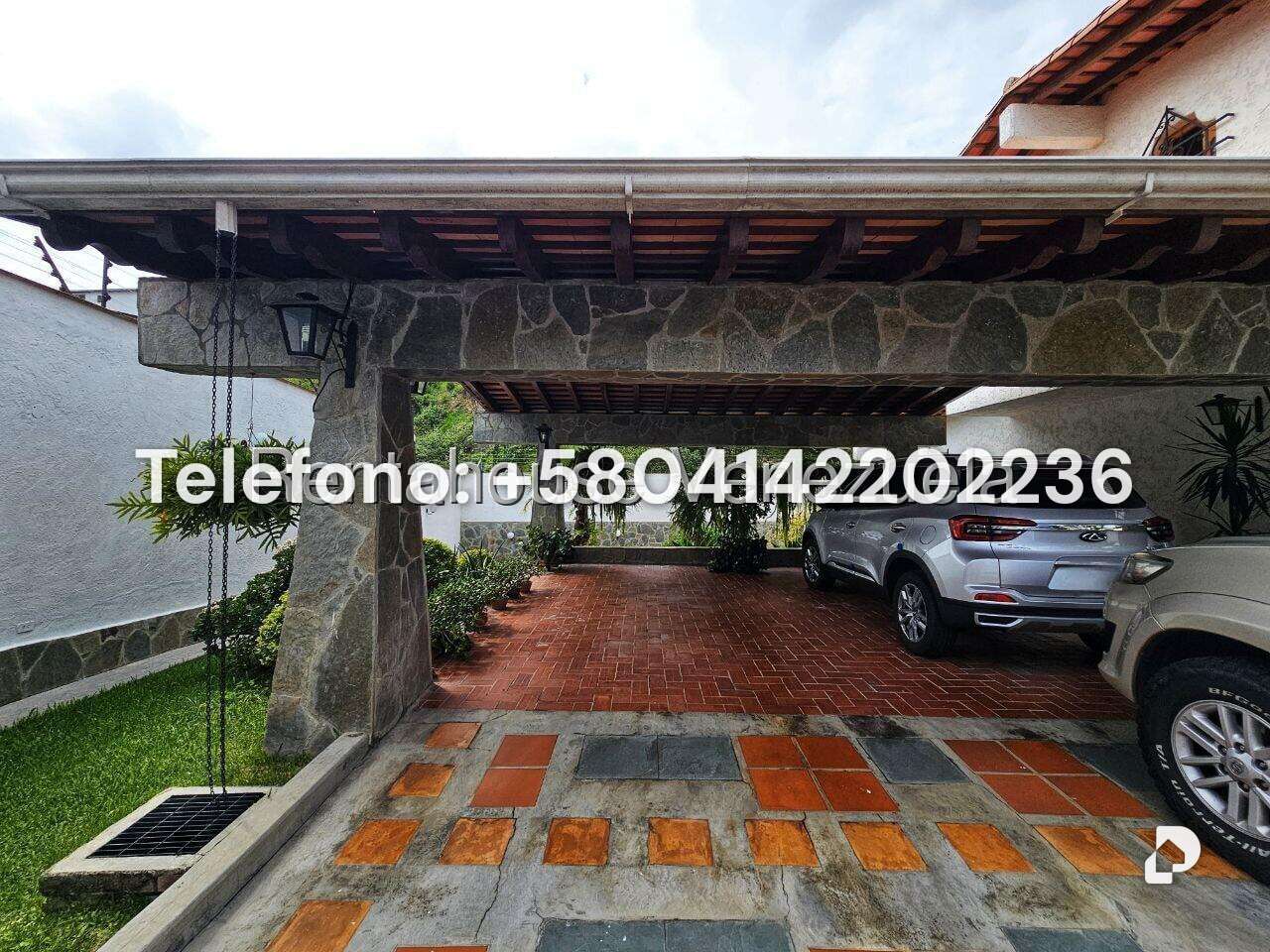 Casa en Cumbres de Curumo, Caracas – 13