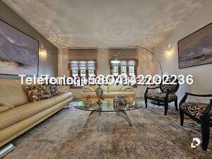 Casa en Cumbres de Curumo, Caracas – 27