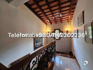Casa en Cumbres de Curumo, Caracas – 92