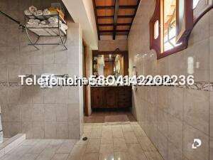 Casa en Cumbres de Curumo, Caracas – 107