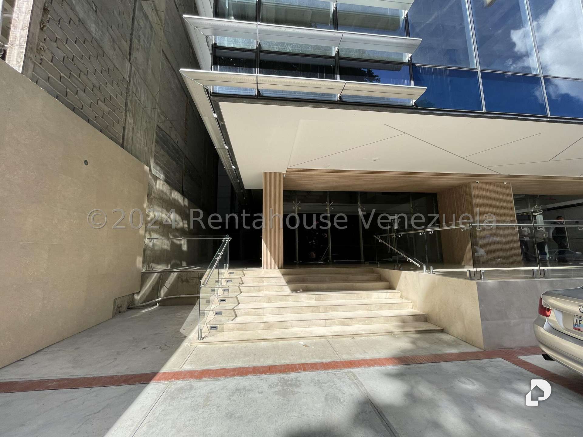 Local comercial en Las Mercedes, Caracas – 3