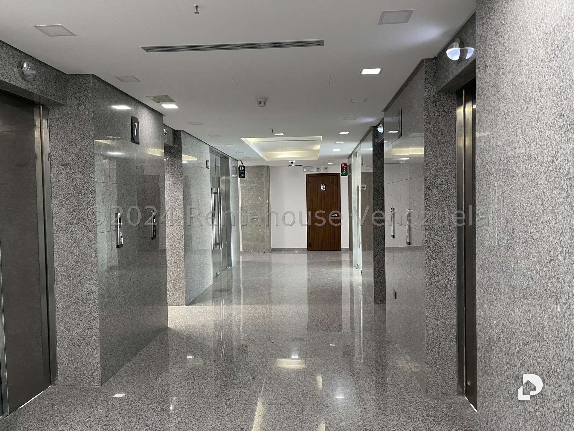 Local comercial en Las Mercedes, Caracas – 14