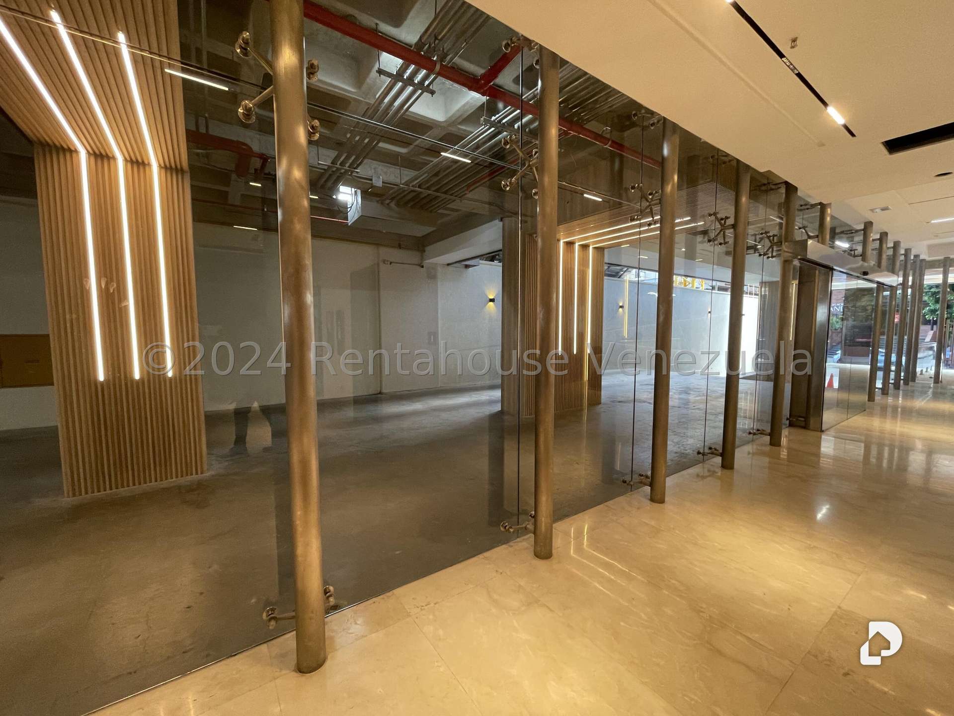 Local comercial en Las Mercedes, Caracas – 26