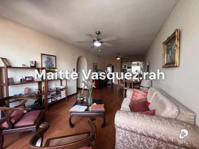Apartamento en Urbanización El Centro, Maracay – 3